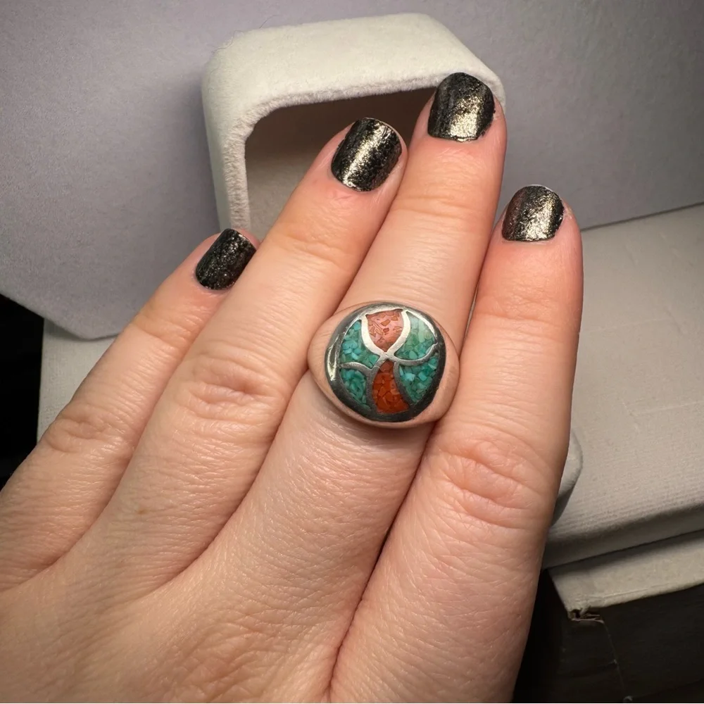 SIGNED CJ Vintage Navajo Turquoise Coral Inlay 925 Sterling Silver Ring Sz 9.75